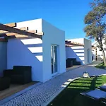 Furnaka Eco Village בית הארחה *