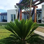 Furnaka Eco Village לוריניה