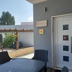 Furnaka Eco Village בית הארחה