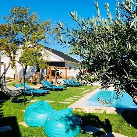 Πανσιόν Furnaka Eco Village Lourinha (Lisbon)