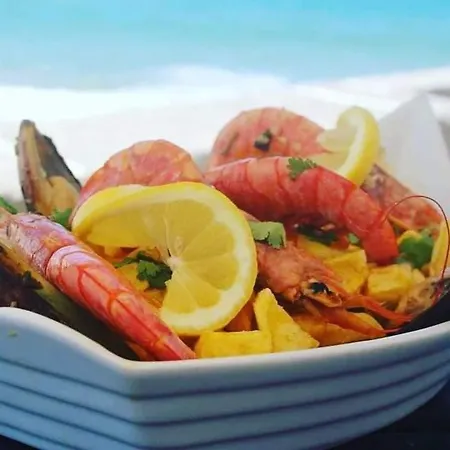 Furnaka Eco Village לוריניה