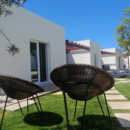 Πανσιόν Furnaka Eco Village *