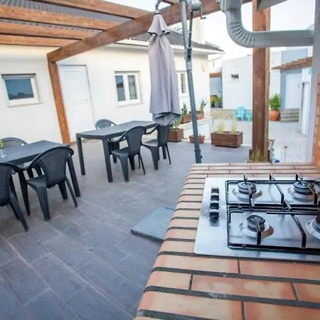Furnaka Eco Village Πανσιόν