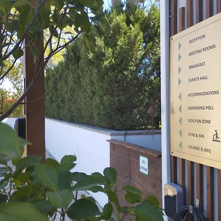 招待所 Furnaka Eco Village