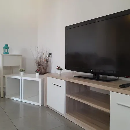 Furnaka Eco Village בית הארחה *