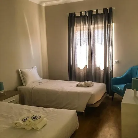 Furnaka Eco Village לוריניה