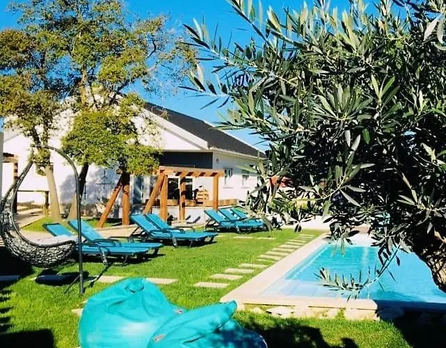 Guest house Furnaka Eco Village Lourinha (Lisbon)